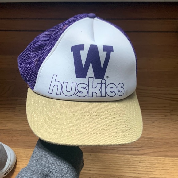 Vintage University Of Washington Hat 